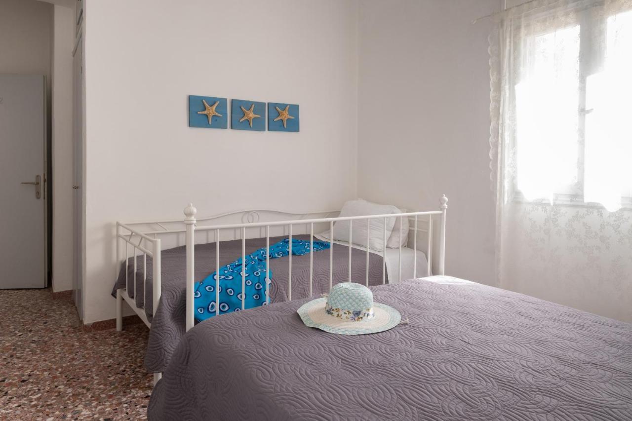 Sagma Beach Rooms Períssa Eksteriør bilde