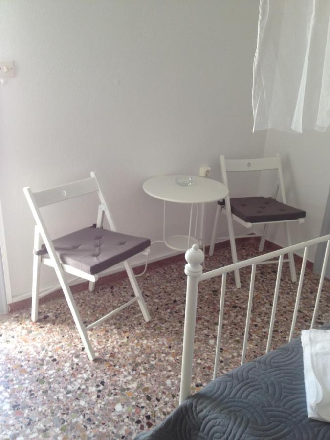 Sagma Beach Rooms Períssa Eksteriør bilde