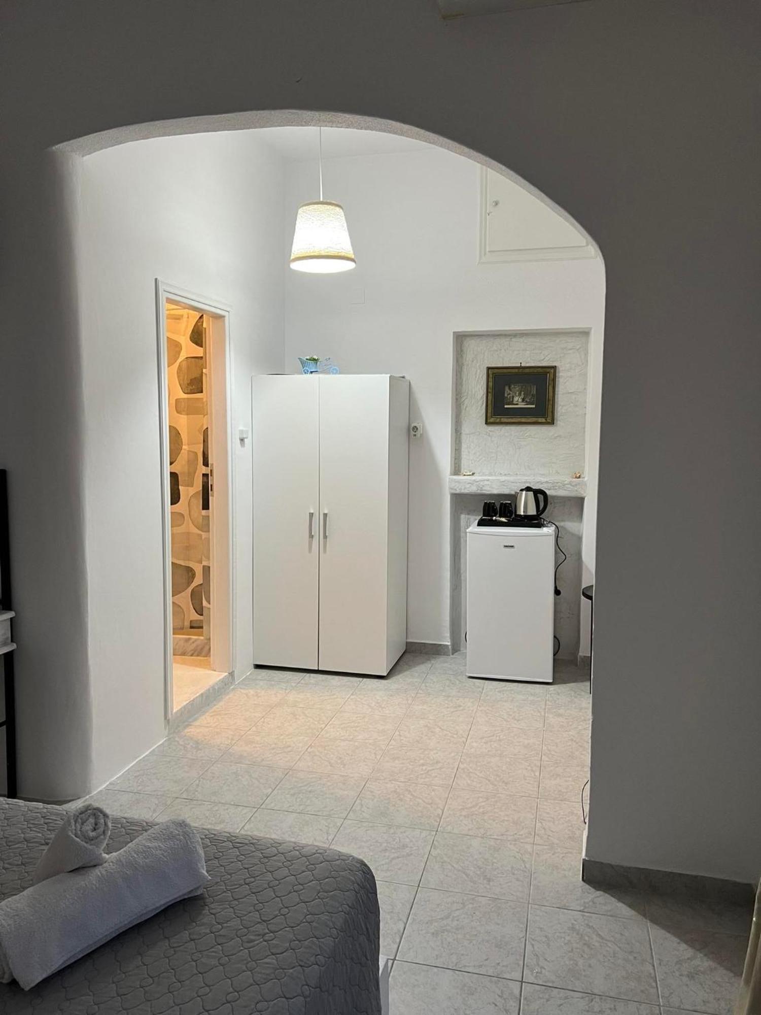 Sagma Beach Rooms Períssa Eksteriør bilde