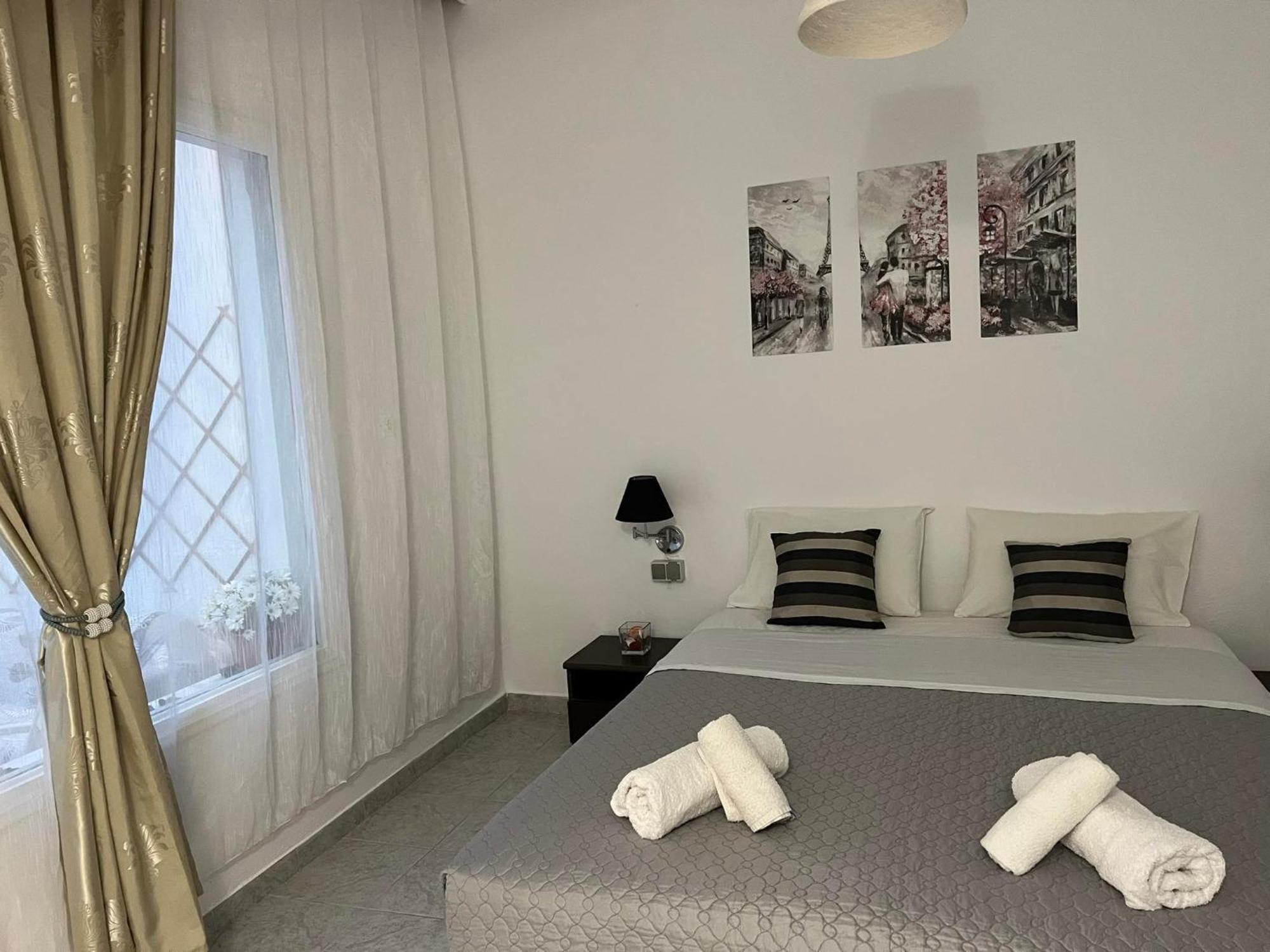Sagma Beach Rooms Períssa Eksteriør bilde